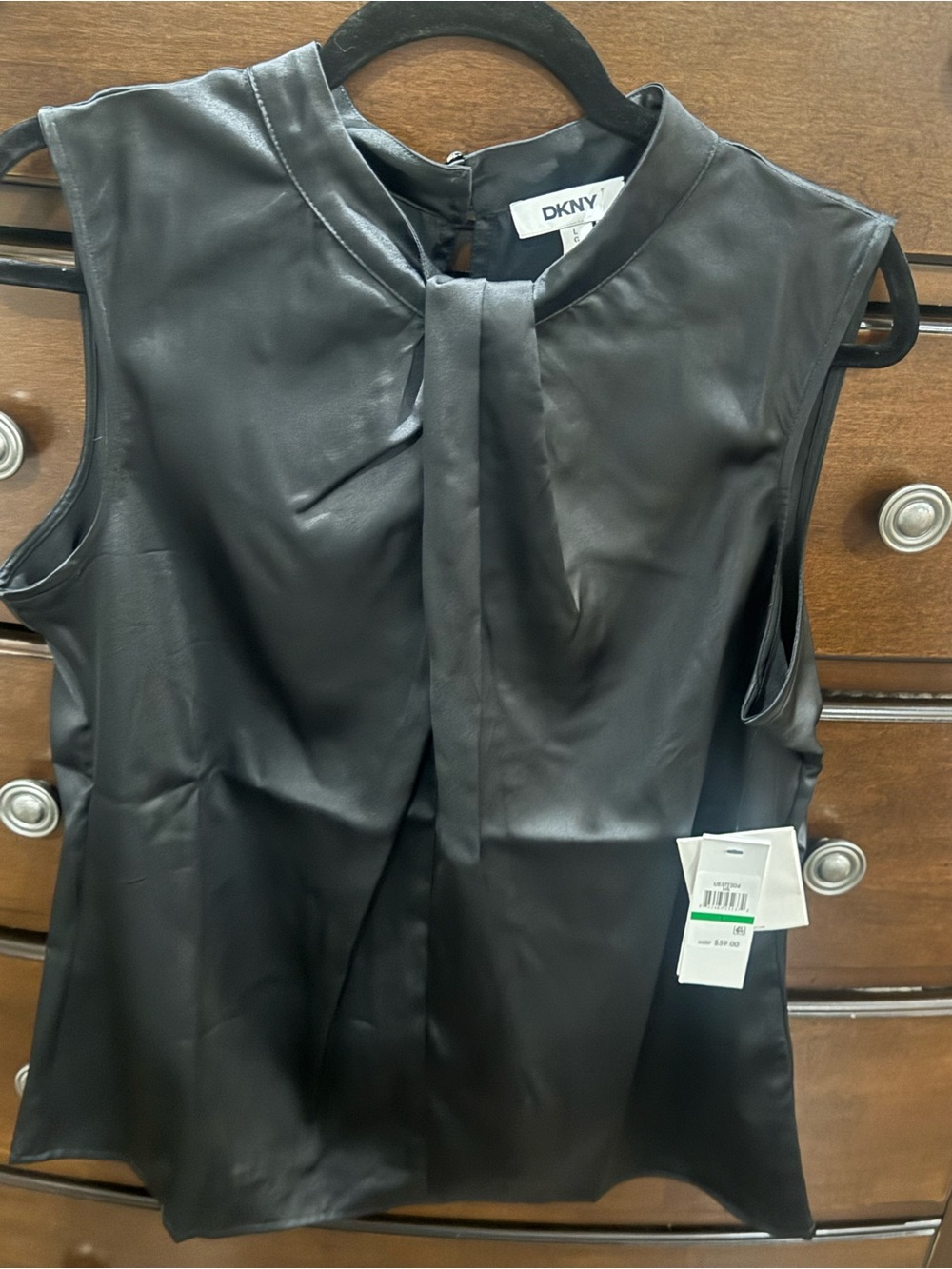 DKNY woman’s Black Sleeveless satin Tie-Neck Top size large